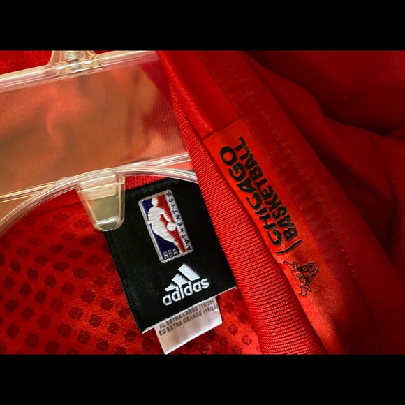 adidas NBA Chicago Bulls Jacket - Picture 12 of 16